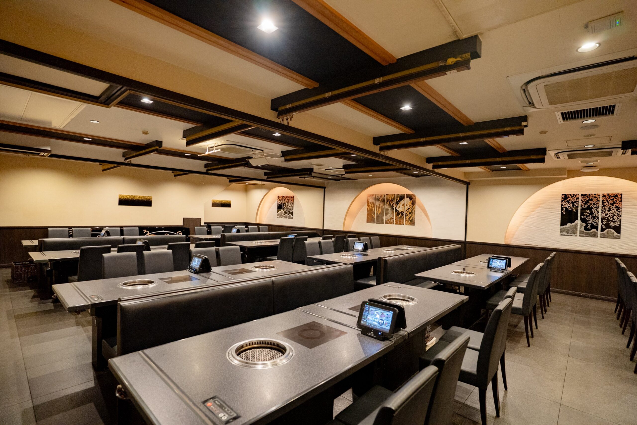 やきにく亭 六歌仙 西口小滝橋通り店